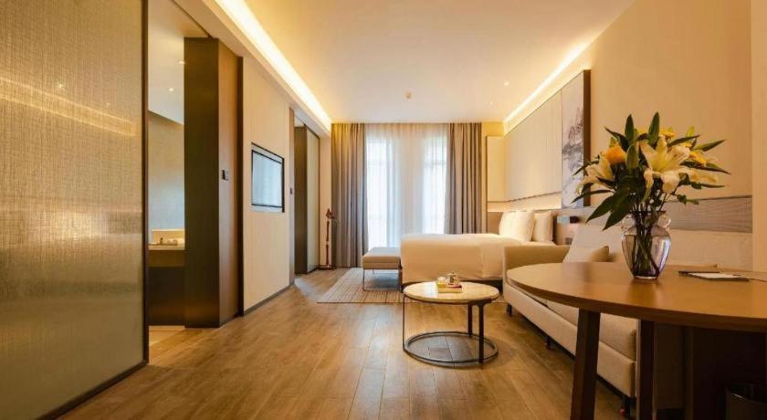 Wanda Jin Baise Hotel Exterior foto